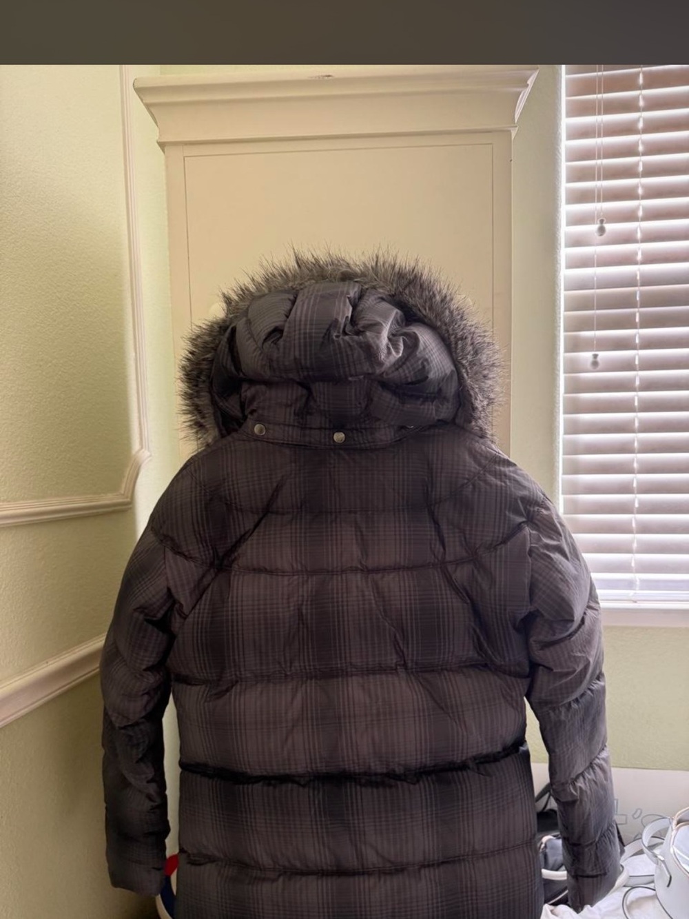 Women’s Gray Plaid Puffer Bomber Jacket with Faux Fur Hood